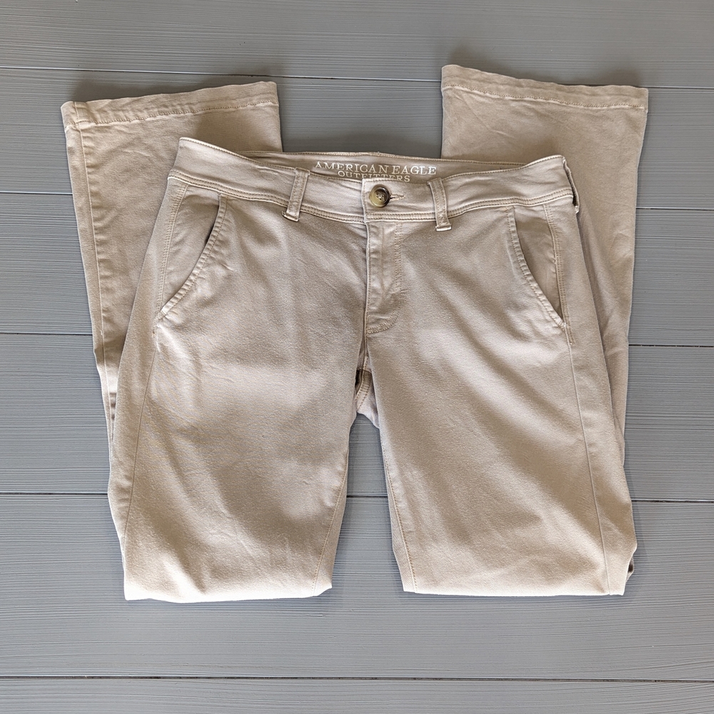 American Eagle Outfitters Women's Kick Boot Cut Khakis/Jeans